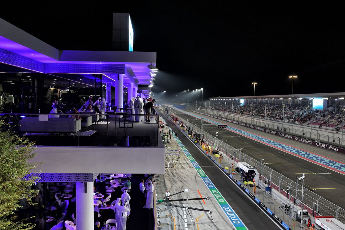Hospitality terraces above the pit straight at the Qatar Grand Prix